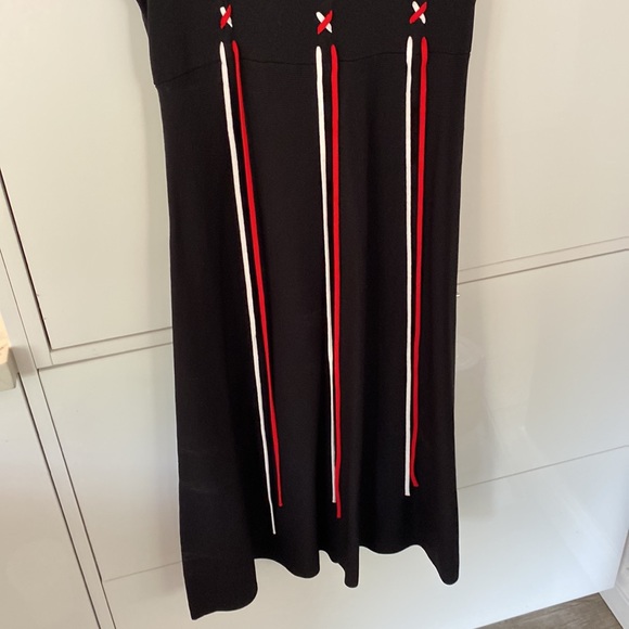 Classy black dress with red and white criss/ cross lace up ribbon/ strings. - Picture 4 of 5
